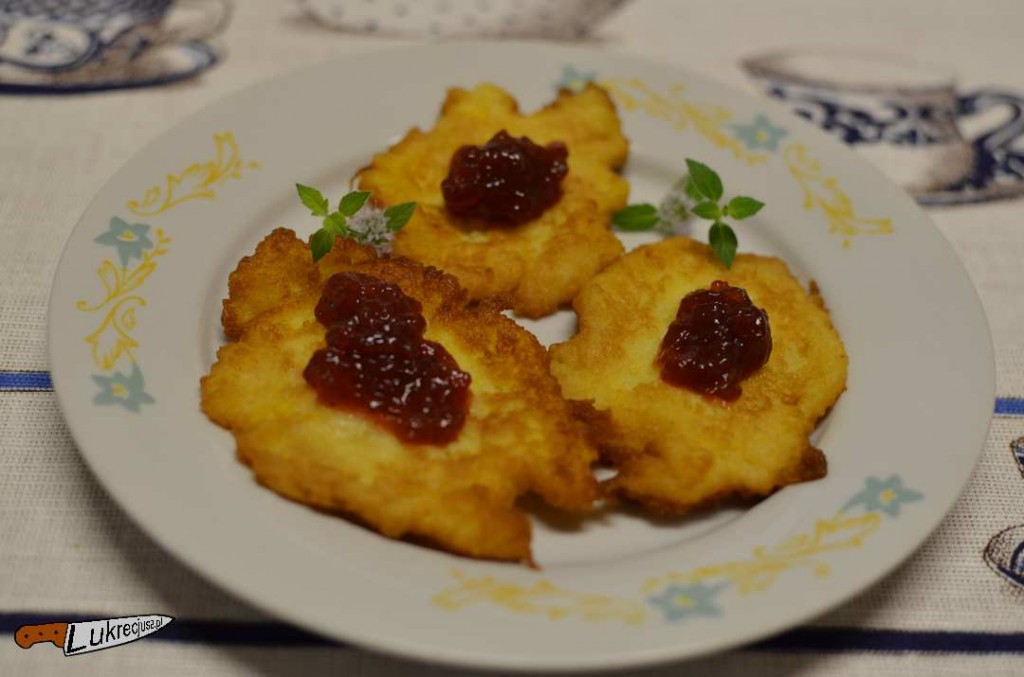 Placki z dyni wzbogacone dżemem