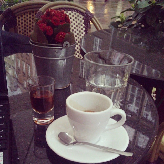 #ron #zacapa może i ma 23 lata ale oleisty i gryzie. #gdańsk #burza #espresso #rum #dogadzamsobieca