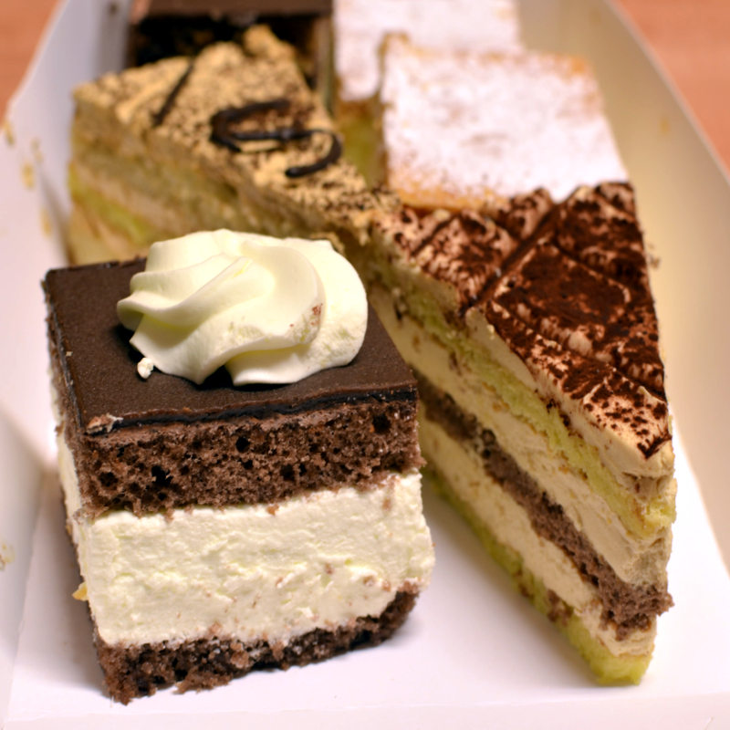 tiramisu, torcik wz, cappucino, kremówka, bajderka, napoleonka